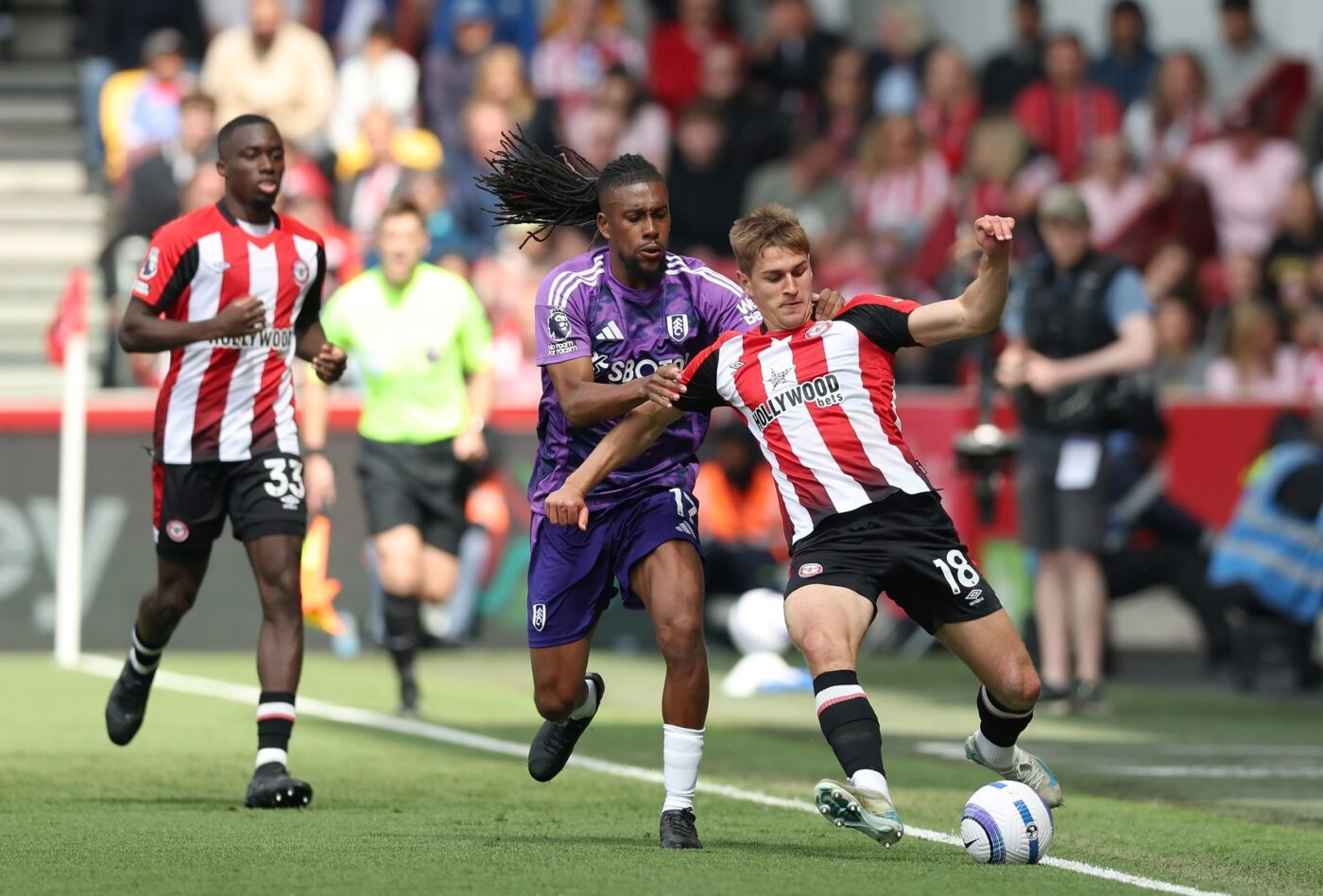 Brentford vs Fulham - Vòng 33 Ngoại Hạng Anh